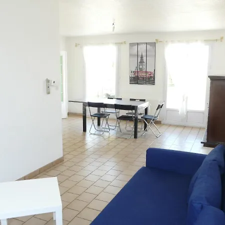 Maison De Plain-pied 1 A 12 Personnes, Calme Assure * Castillon (Calvados)