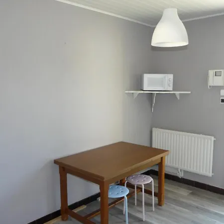 Maison De Plain-pied 1 A 12 Personnes, Calme Assure